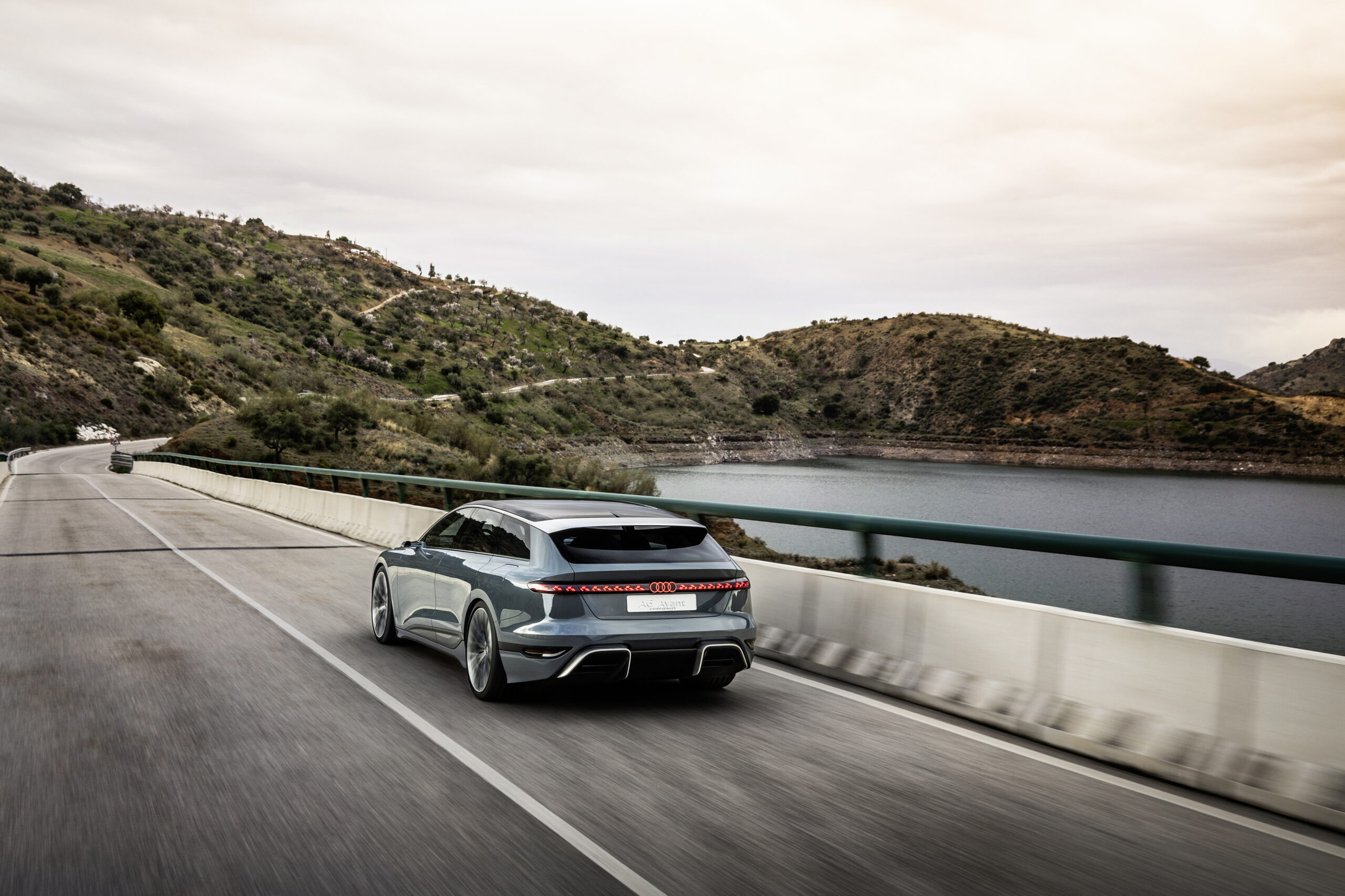 Audi A6 Avant E-tron ile Geleceğe Doğru