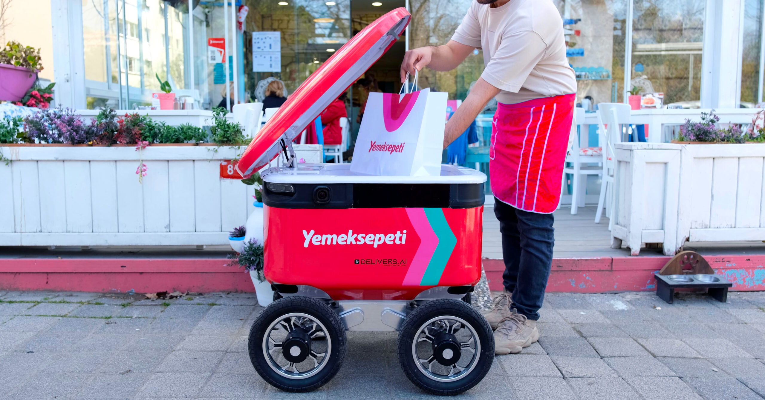 Yemeksepeti, Hızlı Ticarette Otonom Teslimat Sürecini Başlattı 