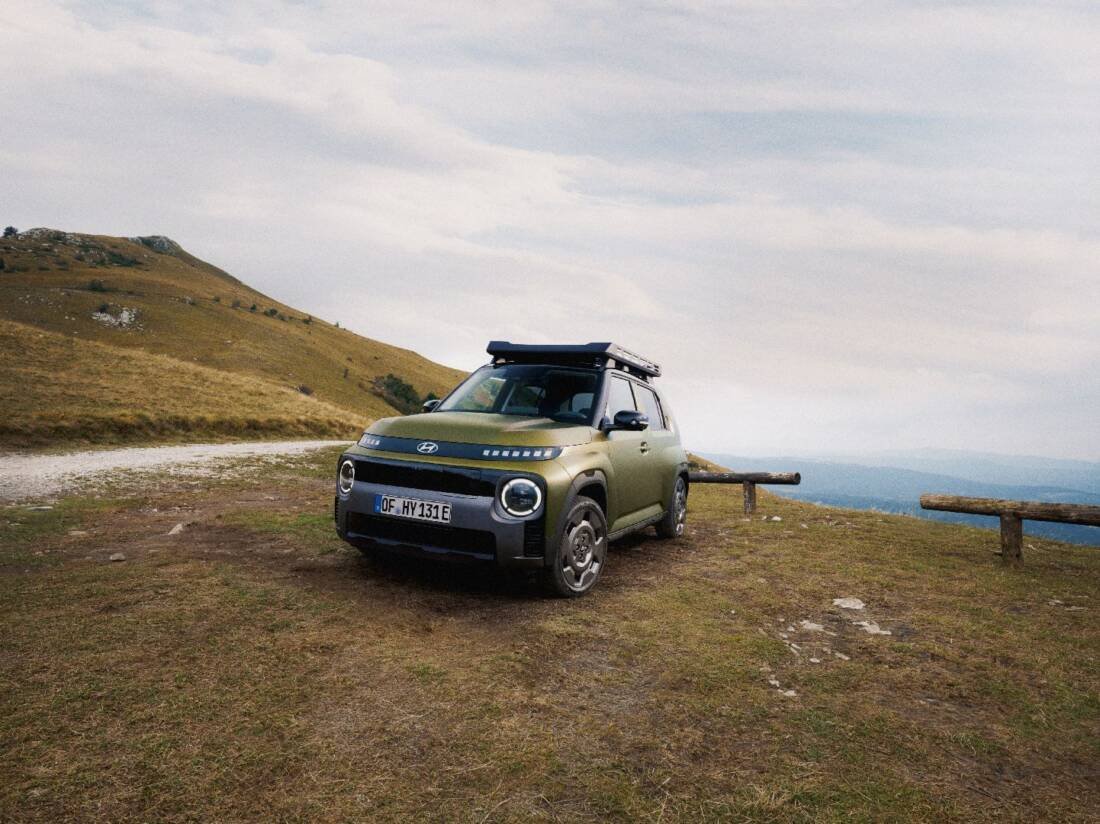 Hyundai_INSTER_Cross